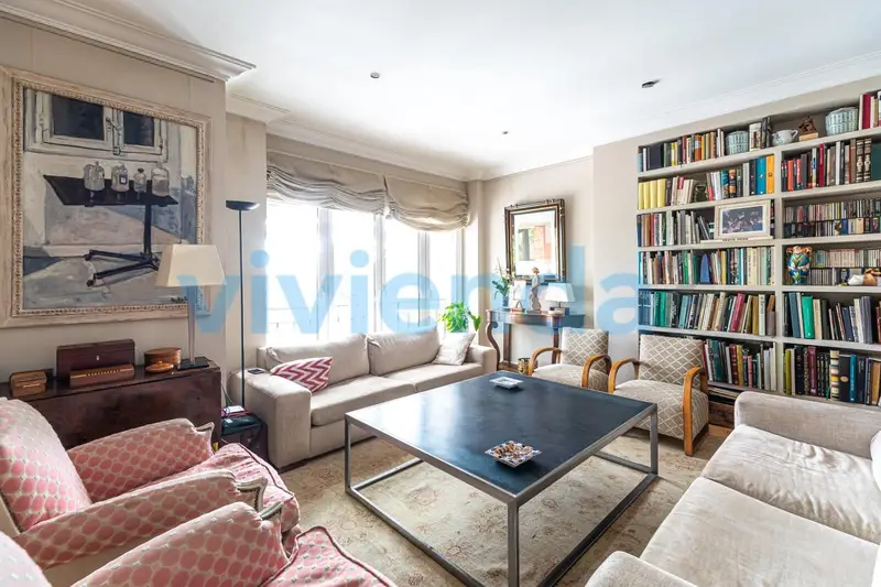 Piso en venta en Niño Jesús Madrid 220m2 4 dormitorios 4 baños