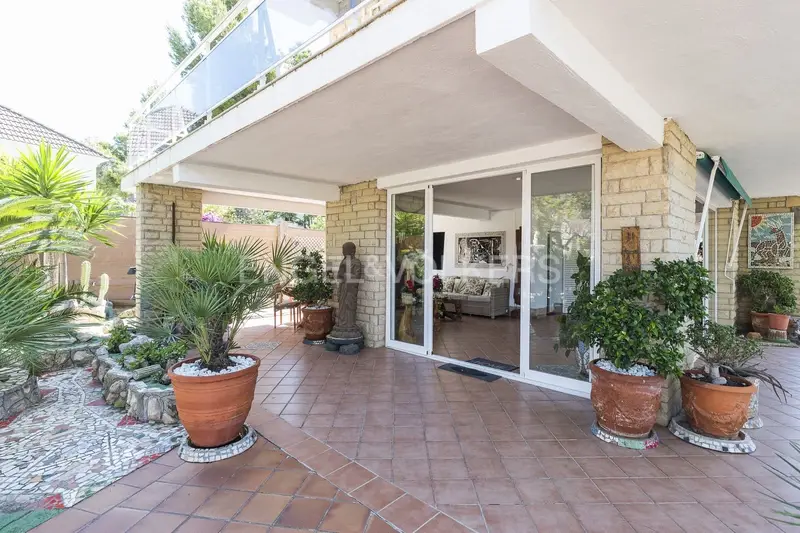 Chalet en Venta Cunit Tarragona con Licencia Turistica