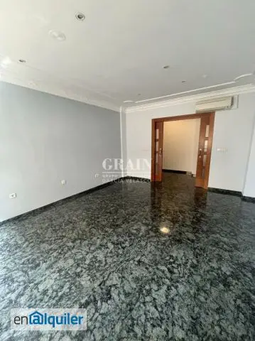 Piso en Alquiler en Albacete Centro 3 Dormitorios 2 Baños