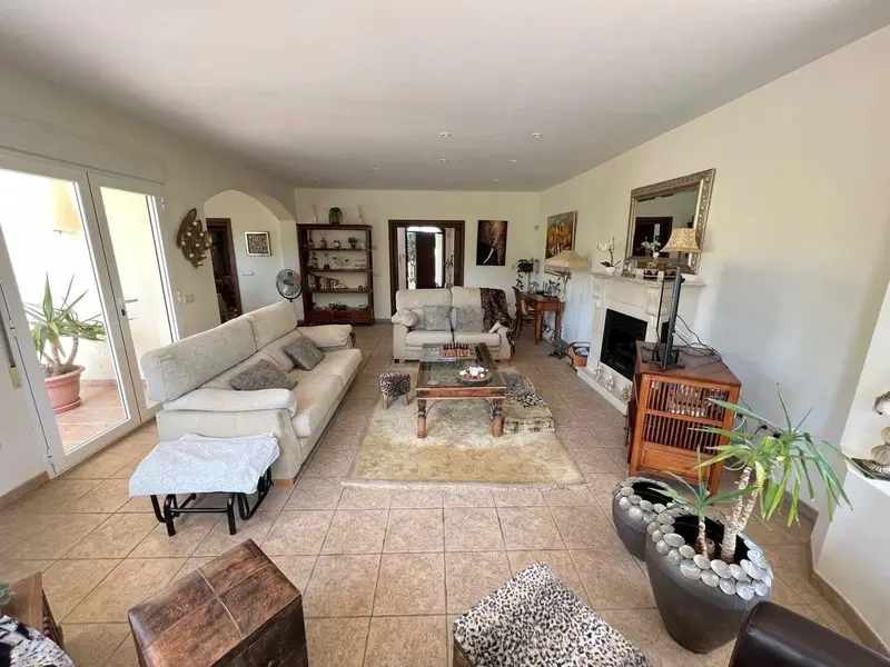 Chalet de Lujo en Vera Ciudad con Piscina y Garaje