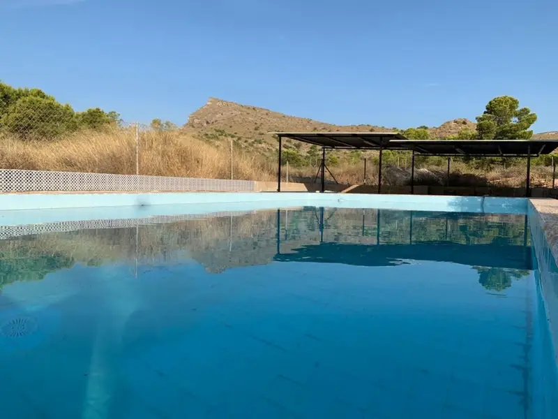 Casa en Valle del Sol con Piscina y Terraza