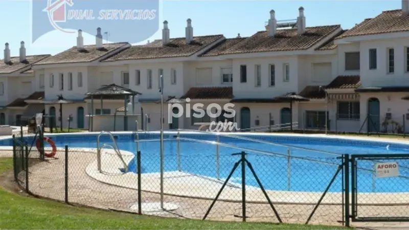 Casa adosada en alquiler en Cartaya