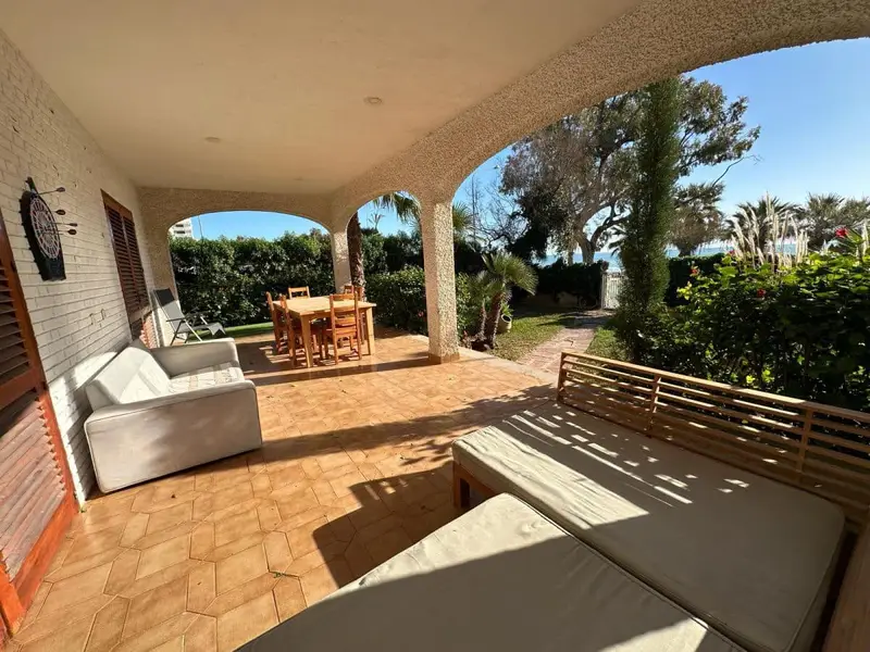 Chalet en Benicassim primera linea de playa