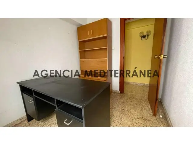 Piso 216m2 7 habitaciones Burjassot zona Ayuntamiento