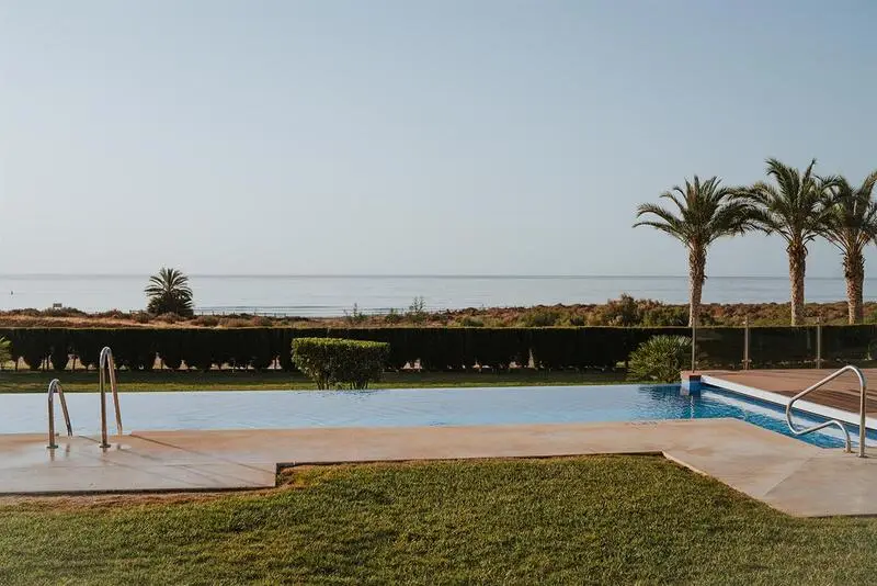 Apartamento en San Juan de los Terreros 2 Dormitorios Primera Linea Playa