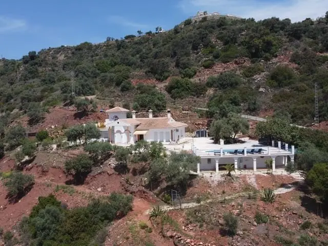 Casa Villa 3 Dormitorios Almogía España Vistas Piscina Yurts
