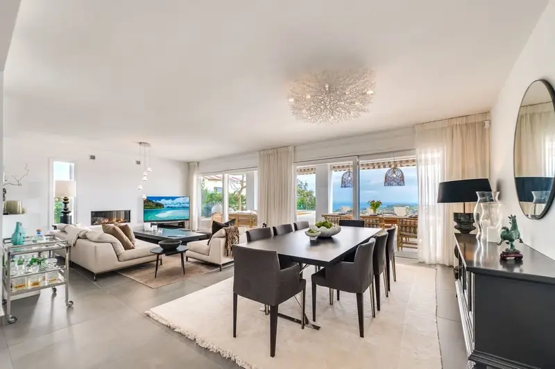 Chalet en Venta La Mairena 5 Dormitorios 7 Baños Piscina Privada