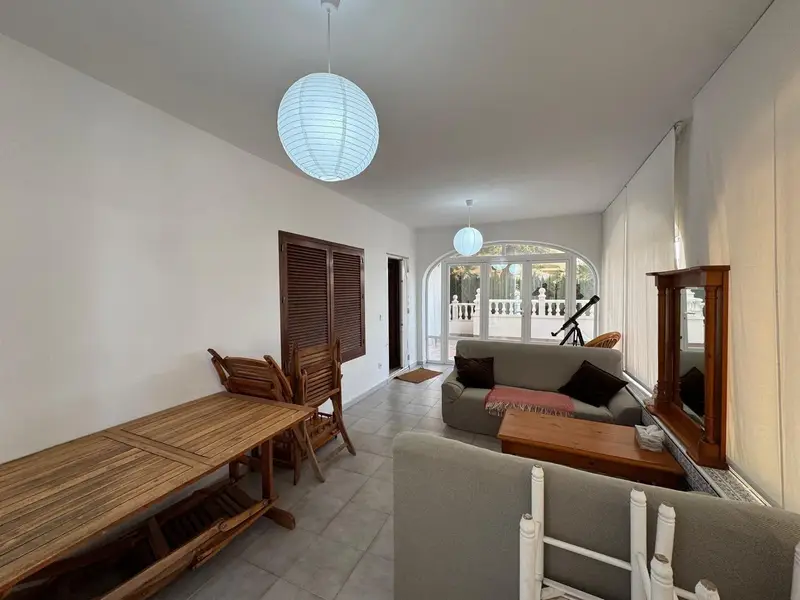 Villa en Cabo Roig con Piscina Privada - Cerca de la Playa