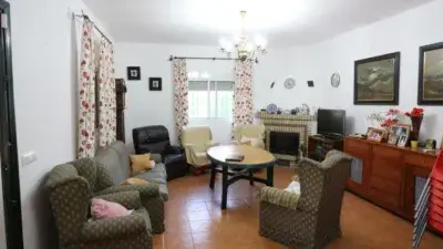 Chalet en venta en Sanlúcar La Mayor