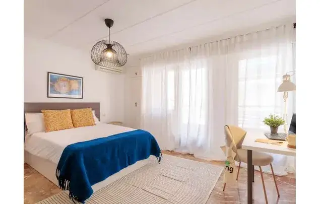 Habitación en Alicante para Estudiantes y Profesionales