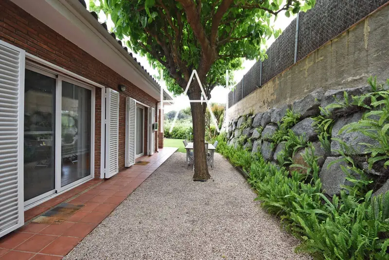 Chalet en venta en Sant Vicenç de Montalt
