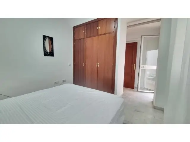 Apartamento Amueblado con Patio en Dos Hermanas