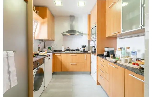 Apartamento 5 Dormitorios Sarria Amueblado Renovado
