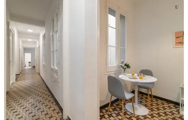 Apartamento 6 Dormitorios Barcelona Estudiantes Trabajadores