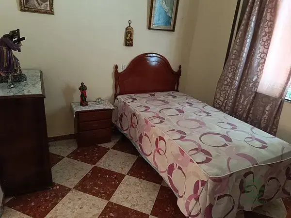 Casa en Brenes 155m2 Dos Plantas Reforma Necesaria