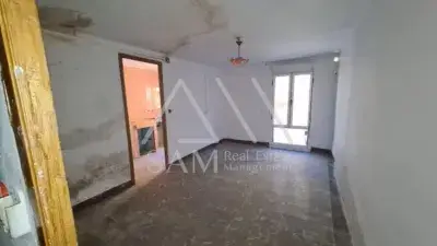 Casa adosada en Agramunt 285m2 4 dormitorios 3 baños A reformar