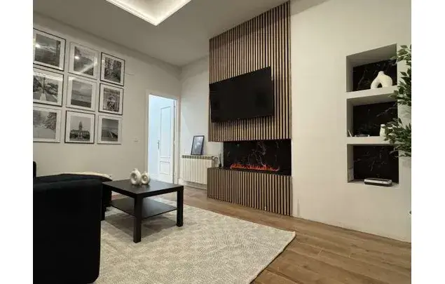 Estudio Privado con Cocina y Baño en Madrid