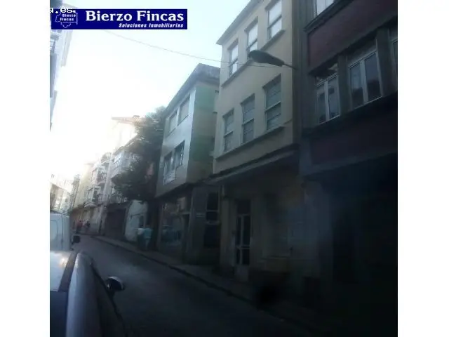Edificio en Venta en Ferrol Centro con Vistas al Puerto