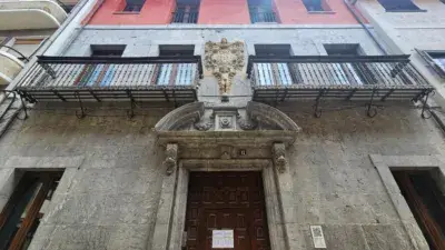 Palacio Barroco en Venta: Reformado con Vistas Espectaculares