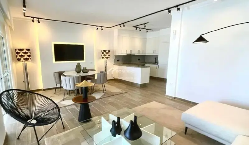 Venta Casa Rural Lujosa en Adeje con Piscina Privada