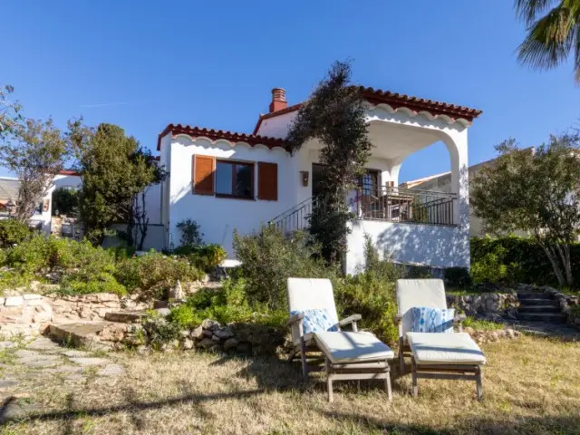 Casa Villa 2 Dormitorios Creixell Alquiler Familiar