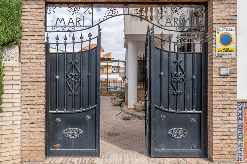 Chalet en venta en Ogíjares, Granada
