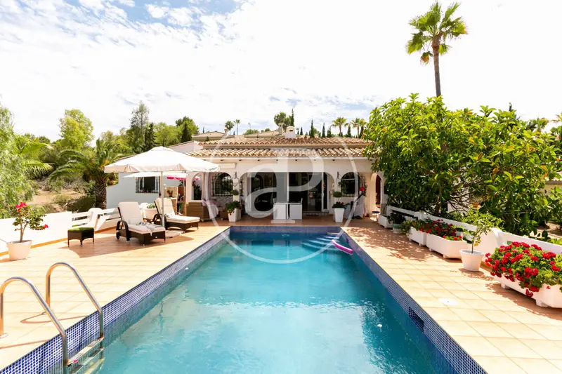 Casa en Venta Santa Ponça 4 Dormitorios 4 Baños 305m²