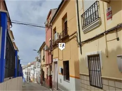 Casa adosada en Rute, Córdoba 4 dormitorios 2 baños