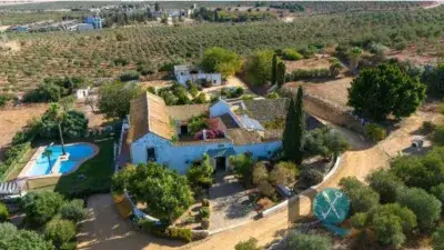 Finca Rústica en Venta: Alta Rentabilidad Turística y Eventos
