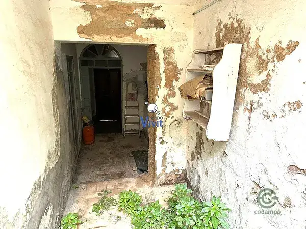 Casa en Sevilla para Reforma Integral 6 habitaciones 2 baños