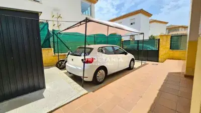 Chalet en Venta La Jara 4 Dormitorios 2 Banos Garaje
