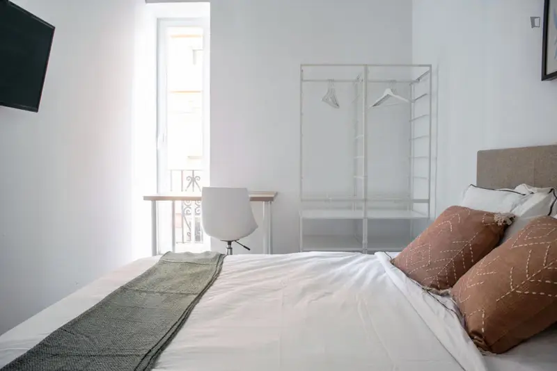 Habitación en Coliving Málaga: Amueblado Servicios Incluidos