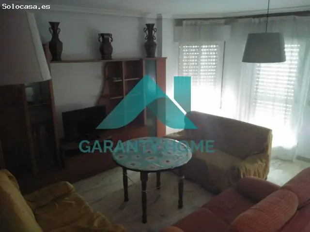 Dúplex en Cáceres Centro 180m2 6 habitaciones 2 baños Garaje Amueblado