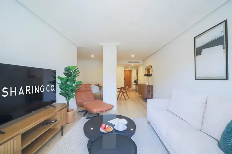 Apartamento en Alquiler Madrid 4 Dormitorios 1 Ba
	no