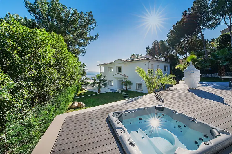 Villa de Lujo en Paguera con Vistas Panorámicas