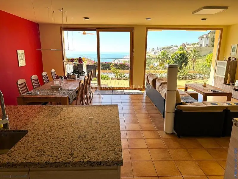Casa Lujosa en El Peñoncillo con Vistas al Mar