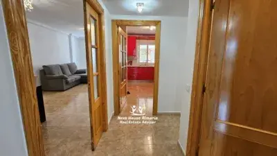 Apartamento en Albox: 3 Dormitorios, 2 Baños, Terraza Privada