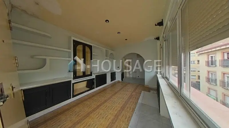 Piso en venta Madrid: 2 habitaciones, terraza, obra nueva
