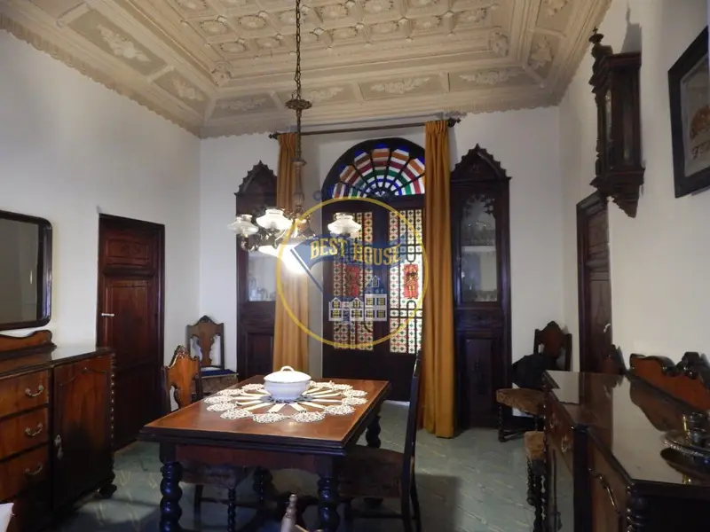 Casa Solariega en Albaida con 9 Dormitorios y 800m2