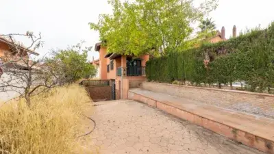 Chalet Independiente 247m² con Piscina en Cañadas del Parque