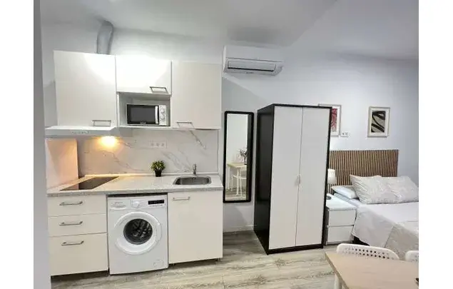 Estudio 27m2 Madrid Amueblado Aire Acondicionado Wifi