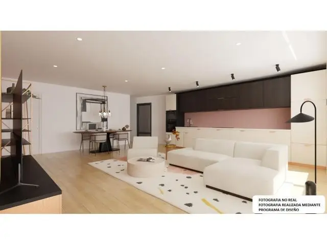Local Comercial 109m2 con Posibilidad de Vivienda - 2 Patios de Luz