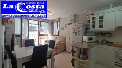 Piso en venta en Loredo con terraza y garaje