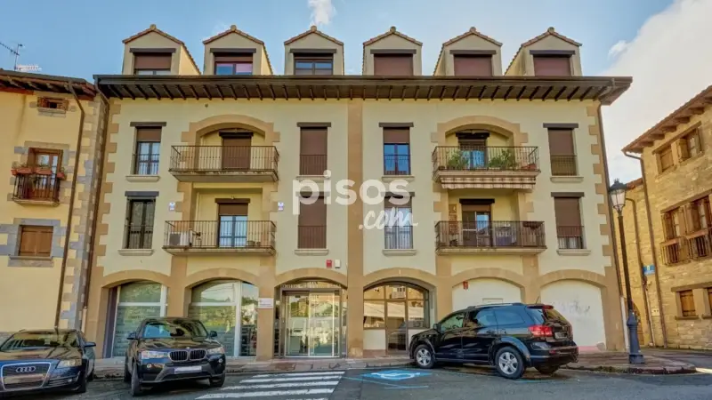 Apartamento en Arre con Garaje y Trastero - Cerca de Pamplona