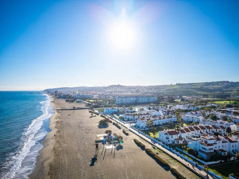Casa Adosada en Bahia de Casares con Vistas al Mar