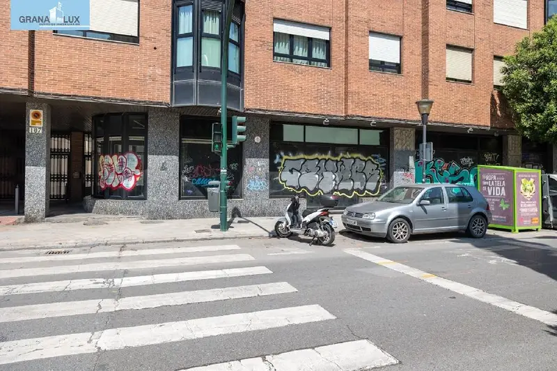 Venta Local Comercial Camino Ronda Granada