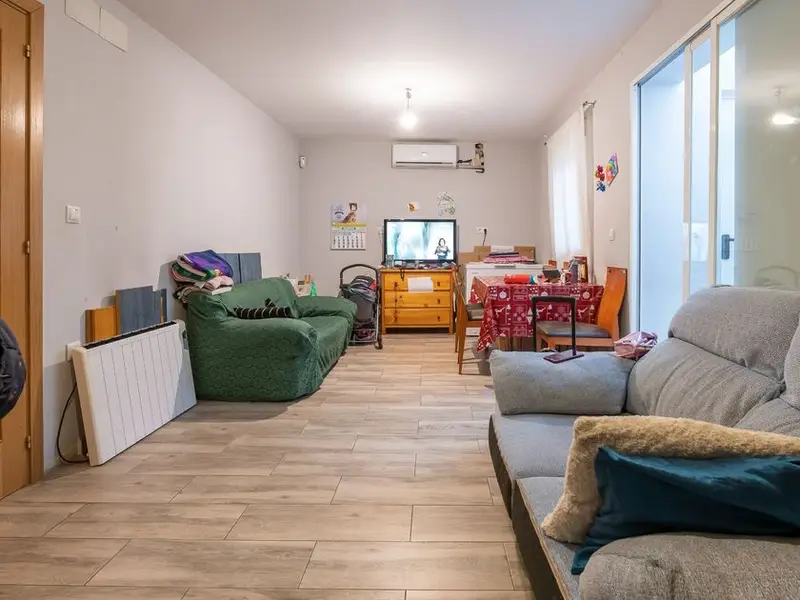 Chalet en Vallecas con 3 dormitorios y 2 baños