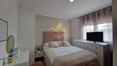 Chalet en Venta Tui 4 Dormitorios Jardin Piscina