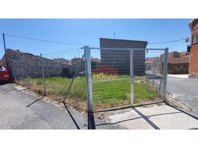 Parcela en El Barraco Avila 700m2