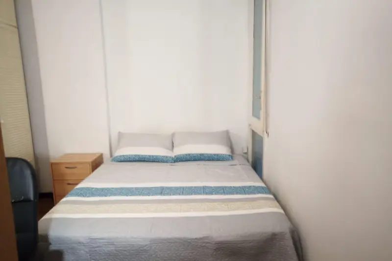 Piso en Venta Sants Badal 4 dormitorios 2 baños Parking Ascensor